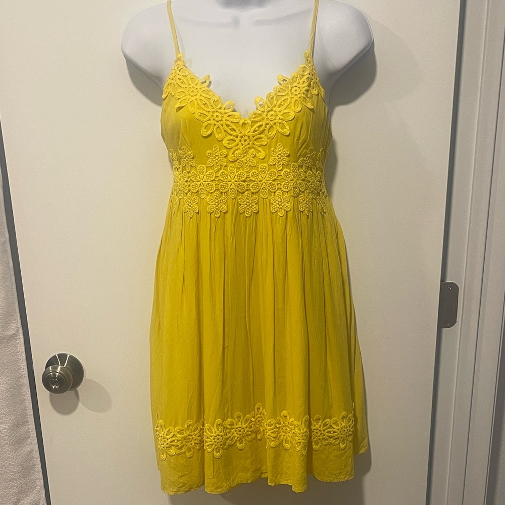 Topshop Sunflower Lace Midi Dress